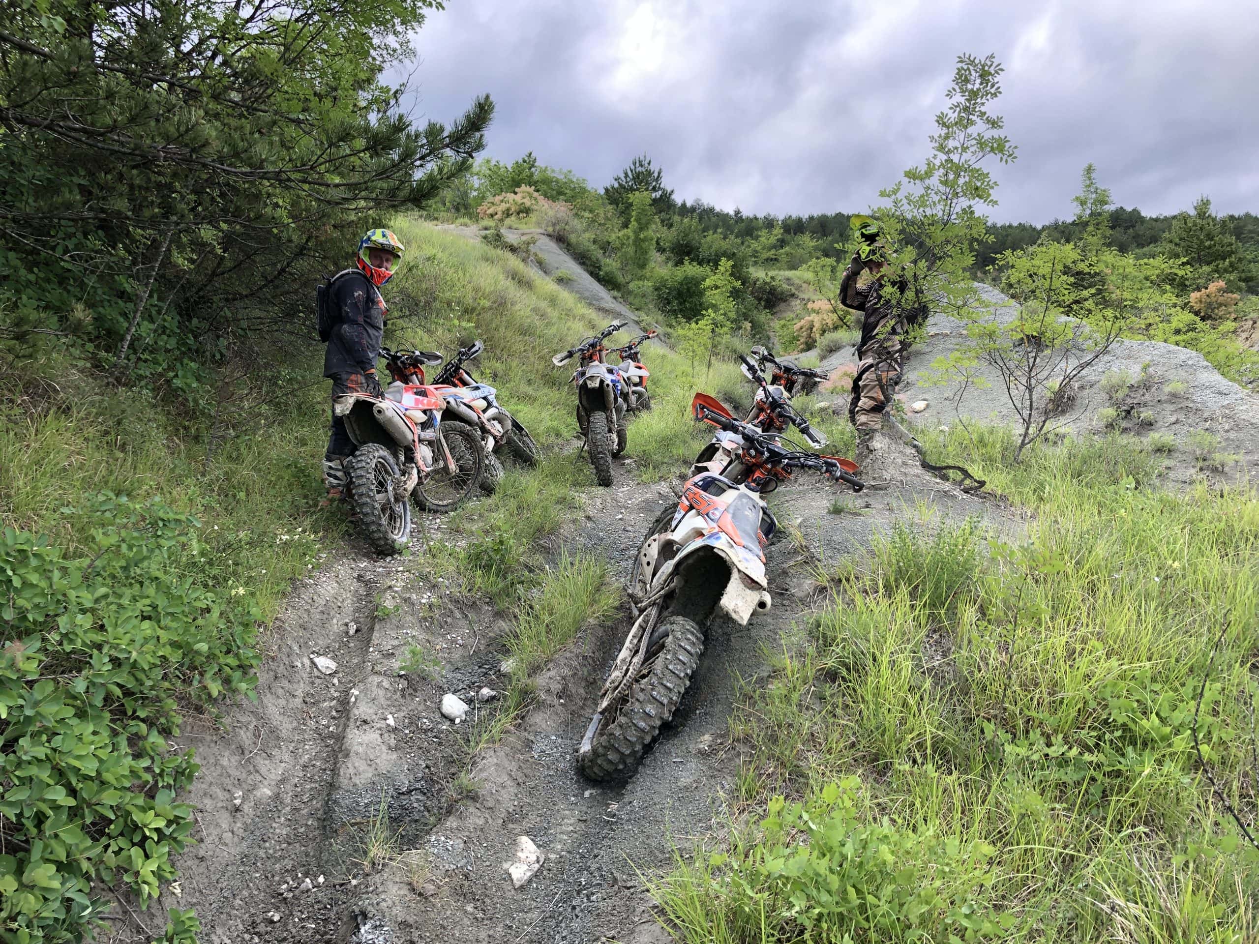 Motocross Enduro auf Wüstenpiste – Private Maßtour